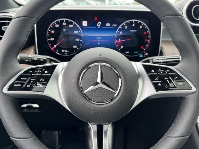 new 2025 Mercedes-Benz GLC 300 car, priced at $56,620