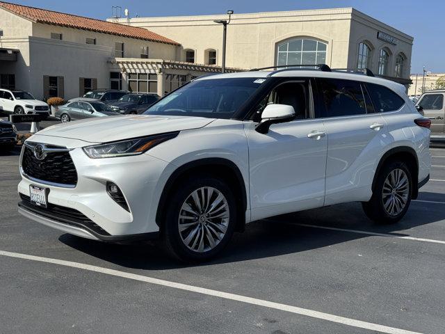 used 2020 Toyota Highlander car, priced at $29,990
