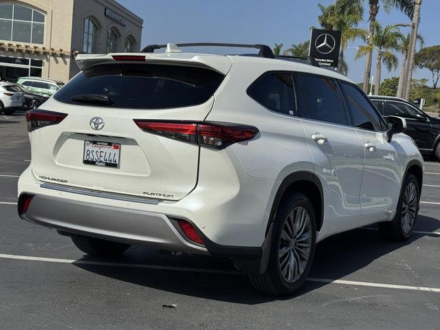 used 2020 Toyota Highlander car, priced at $29,990