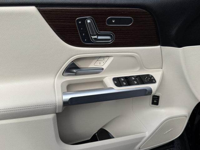 new 2026 Mercedes-Benz GLB 250 car, priced at $47,595