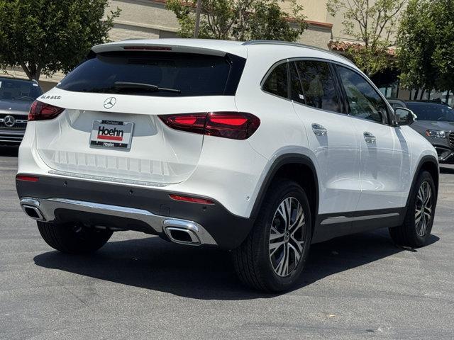 new 2026 Mercedes-Benz GLA 250 car, priced at $47,435