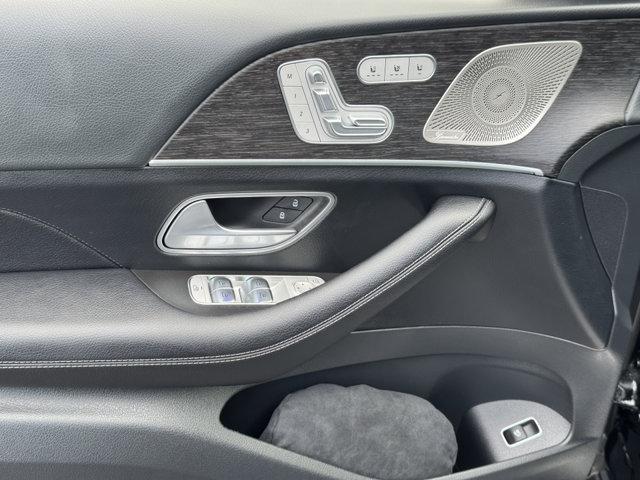 new 2026 Mercedes-Benz GLS 580 car, priced at $119,815