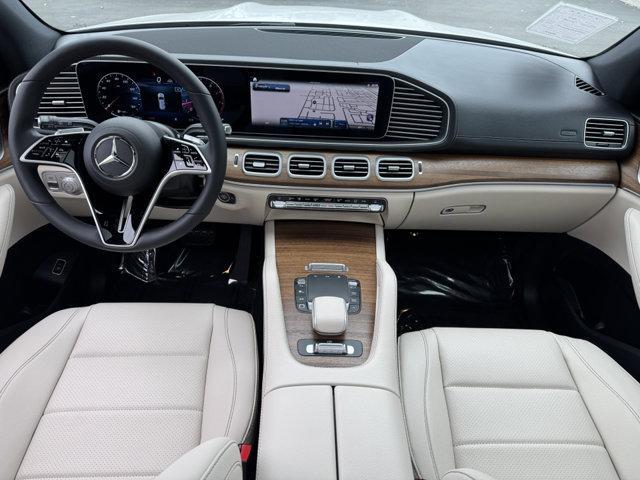 new 2025 Mercedes-Benz GLS 450 car, priced at $91,775