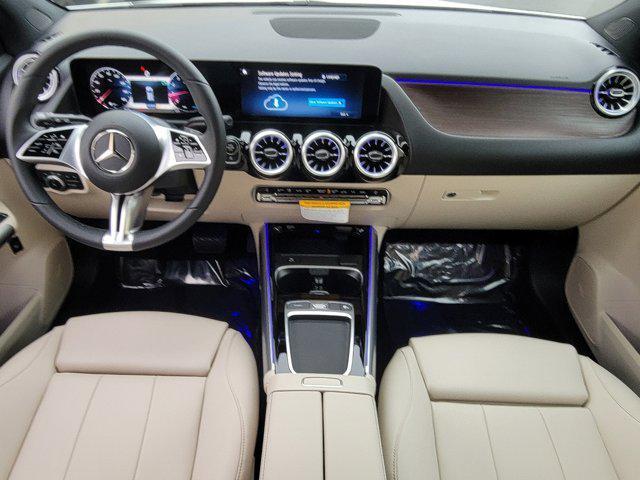 new 2025 Mercedes-Benz GLA 250 car, priced at $46,175