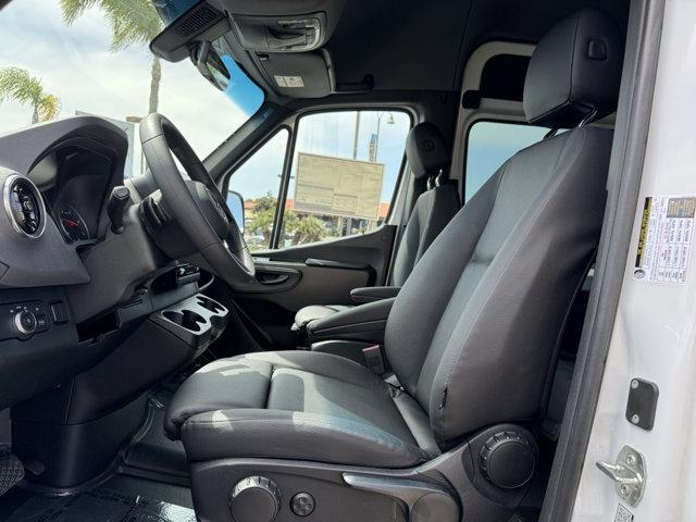 new 2025 Mercedes-Benz Sprinter 2500 car, priced at $75,284