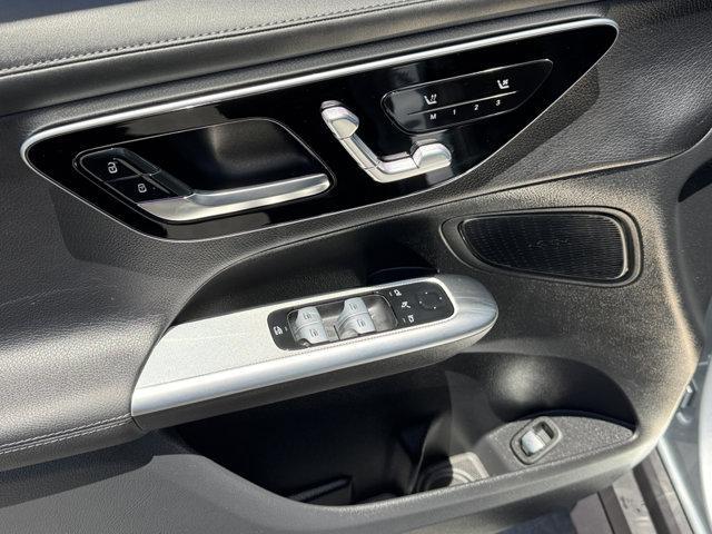 new 2025 Mercedes-Benz GLC 300 car, priced at $58,465