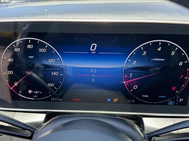 new 2025 Mercedes-Benz GLC 300 car, priced at $58,465