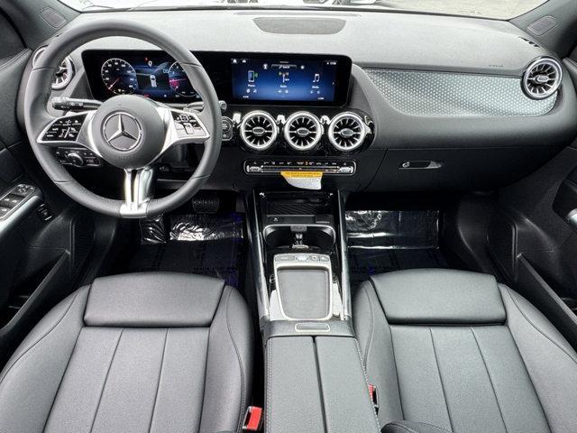 new 2025 Mercedes-Benz GLA 250 car, priced at $44,345