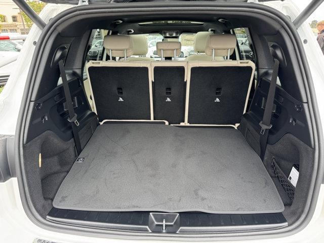 new 2025 Mercedes-Benz GLB 250 car, priced at $52,095
