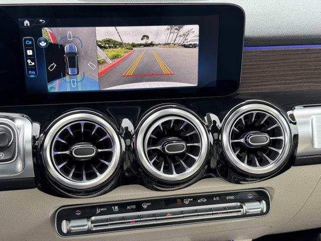 new 2025 Mercedes-Benz GLB 250 car, priced at $52,095