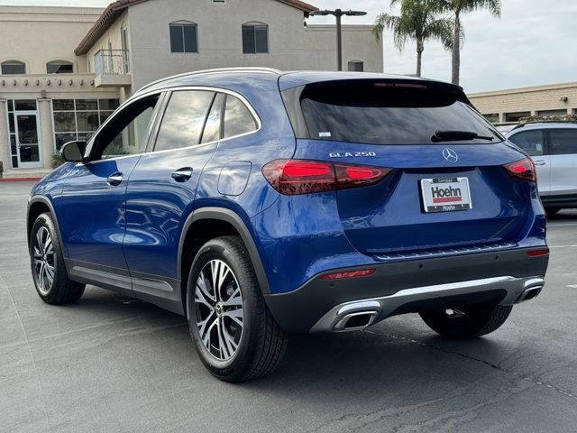 new 2025 Mercedes-Benz GLA 250 car, priced at $47,950