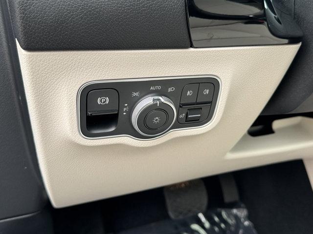 used 2025 Mercedes-Benz GLA 250 car, priced at $40,995