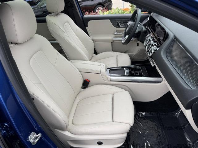used 2025 Mercedes-Benz GLA 250 car, priced at $40,995