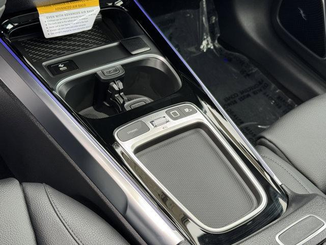 new 2025 Mercedes-Benz GLB 250 car, priced at $53,340