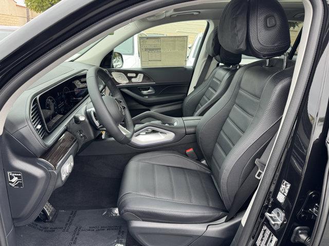 new 2025 Mercedes-Benz GLS 450 car, priced at $100,655