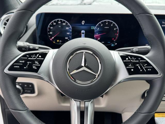 new 2025 Mercedes-Benz GLA 250 car, priced at $45,845