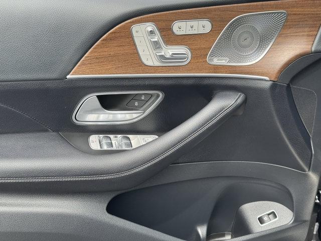 new 2026 Mercedes-Benz GLS 450 car, priced at $97,005