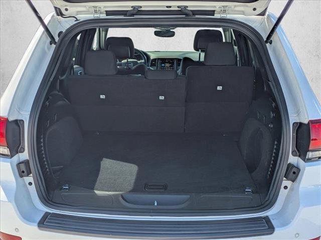 used 2017 Jeep Grand Cherokee car, priced at $14,136