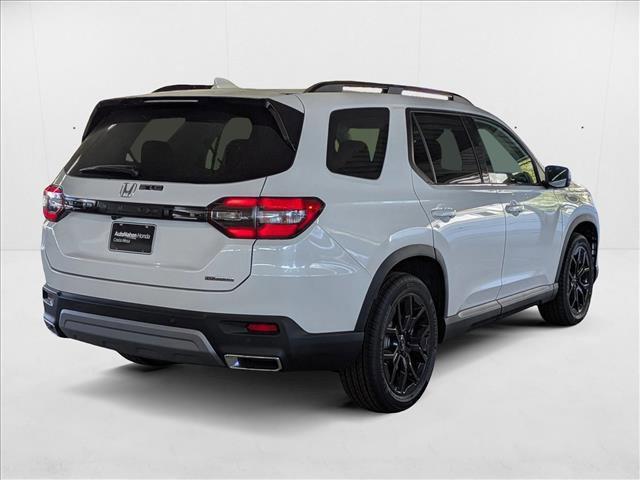 new 2025 Honda Pilot car, priced at $51,305