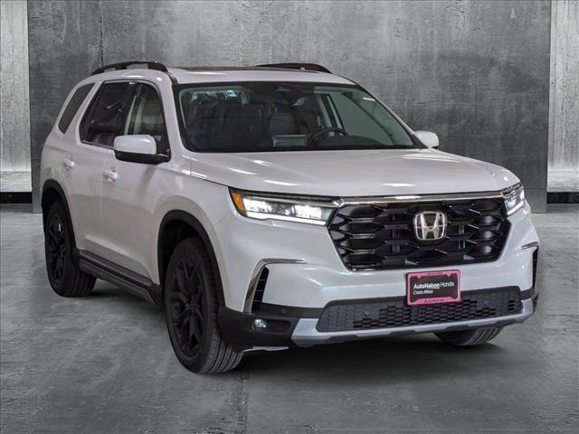 new 2025 Honda Pilot car, priced at $51,550