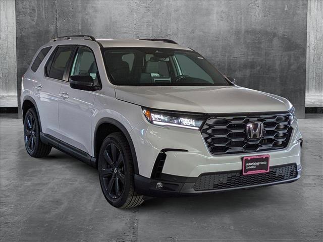 new 2025 Honda Pilot car, priced at $44,205