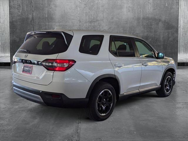 new 2025 Honda Pilot car, priced at $49,405