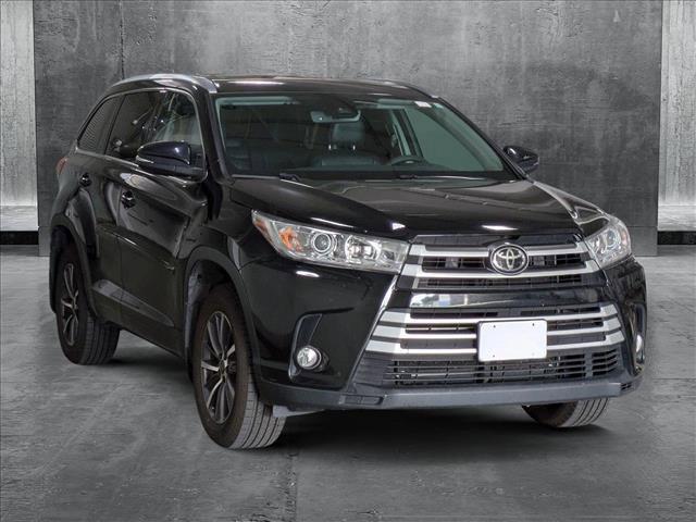 used 2017 Toyota Highlander car, priced at $22,295