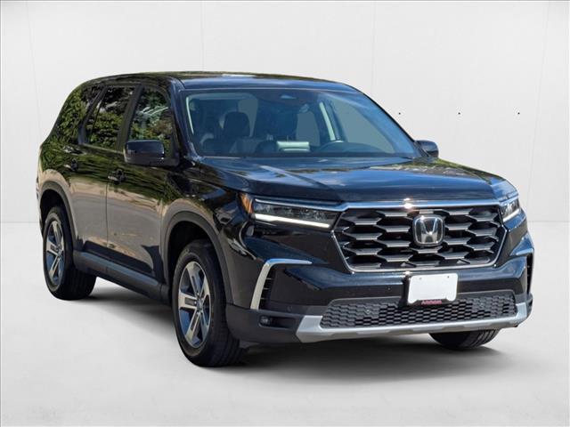 used 2024 Honda Pilot car, priced at $39,182