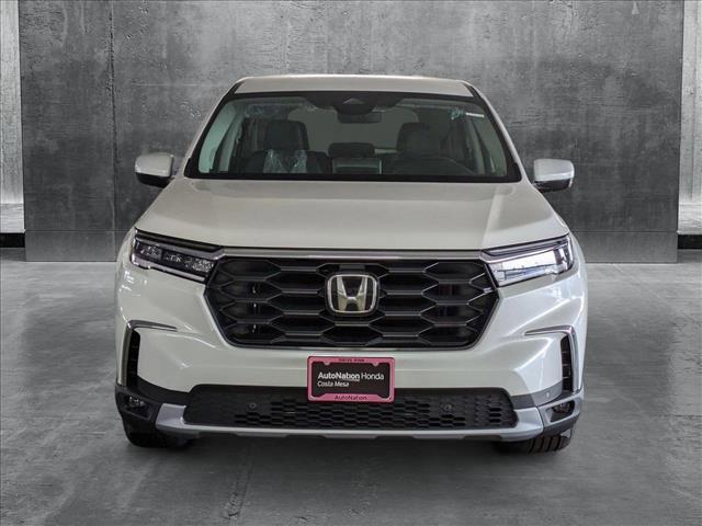 new 2025 Honda Pilot car, priced at $48,235