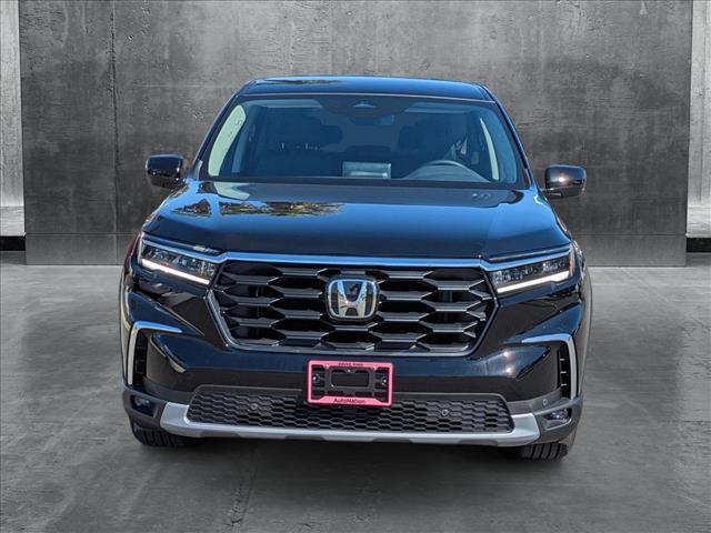 new 2025 Honda Pilot car, priced at $49,745