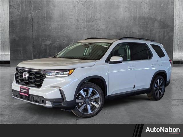 new 2025 Honda Pilot car, priced at $49,405