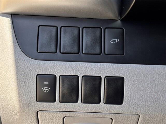 used 2015 Toyota Highlander car, priced at $19,984