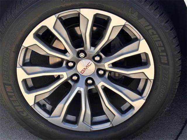 used 2021 GMC Yukon car, priced at $45,840
