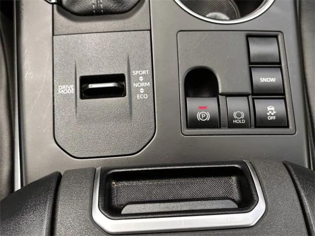 used 2024 Toyota Highlander car, priced at $41,322