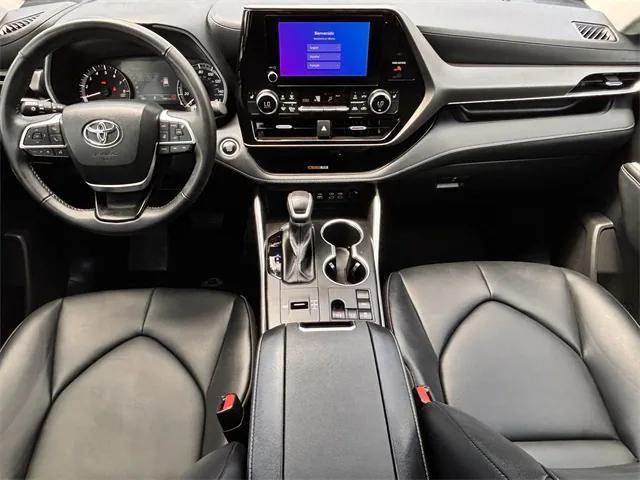used 2024 Toyota Highlander car, priced at $41,322