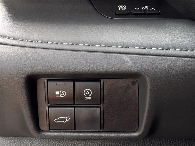 used 2024 Toyota Highlander car, priced at $41,322