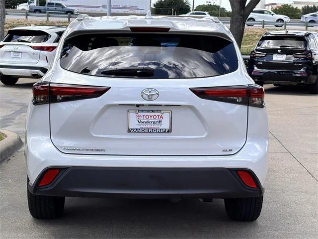 used 2024 Toyota Highlander car, priced at $41,322