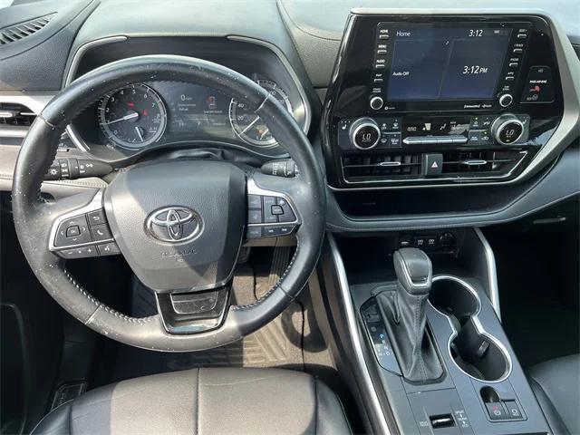used 2021 Toyota Highlander car, priced at $28,975