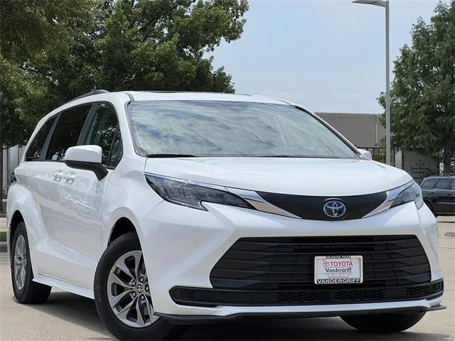 used 2024 Toyota Sienna car, priced at $37,980