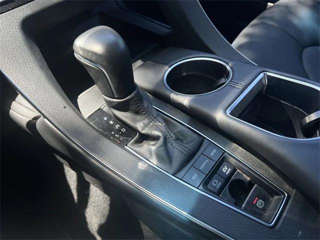 used 2022 Toyota Avalon Hybrid car, priced at $34,994
