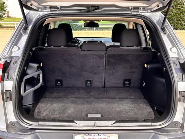 used 2018 Jeep Cherokee car, priced at $13,884