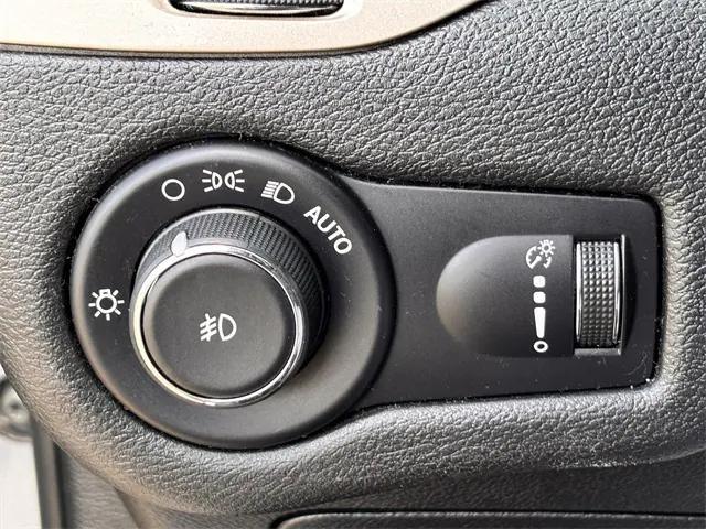 used 2018 Jeep Cherokee car, priced at $13,884