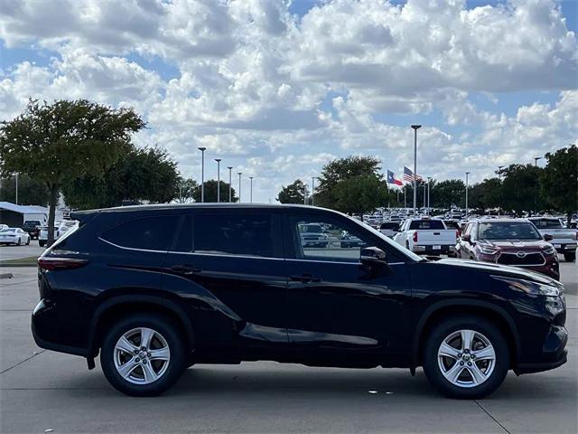 used 2024 Toyota Highlander car, priced at $31,984