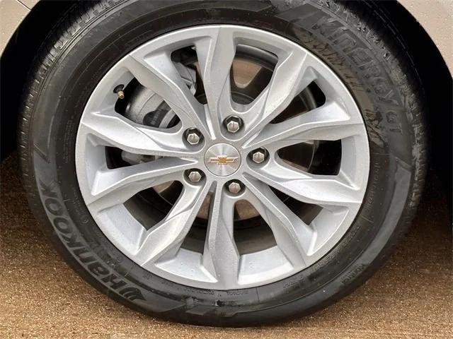 used 2024 Chevrolet Malibu car, priced at $19,647