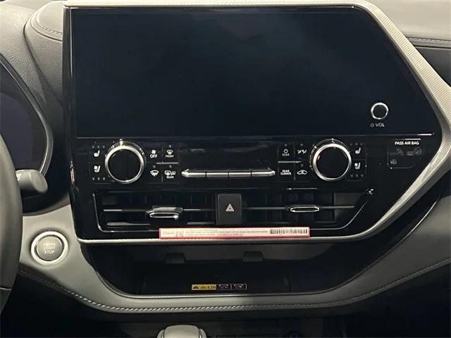 new 2025 Toyota Highlander car, priced at $57,088