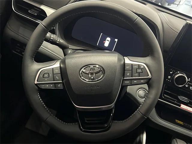 new 2025 Toyota Highlander car, priced at $57,088