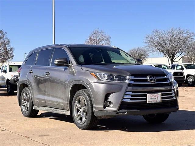 used 2019 Toyota Highlander car, priced at $31,551