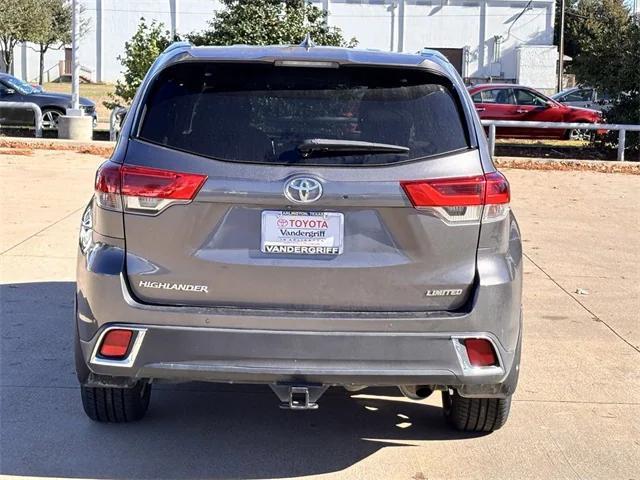 used 2019 Toyota Highlander car, priced at $31,551