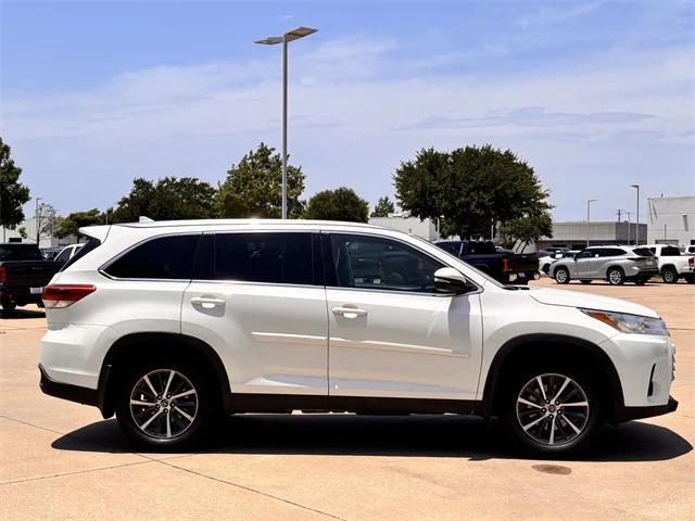 used 2019 Toyota Highlander car, priced at $28,544