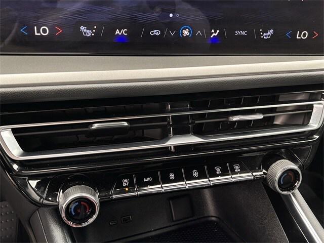 used 2024 Chevrolet Traverse car, priced at $38,450